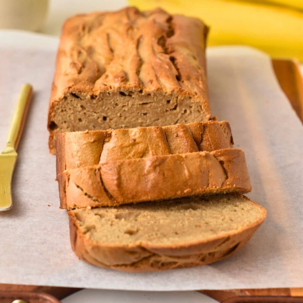 Flourless Banana Bread (4-ingredient, no added sugar) Flourless Banana Bread (4-ingredient, no added sugar)
