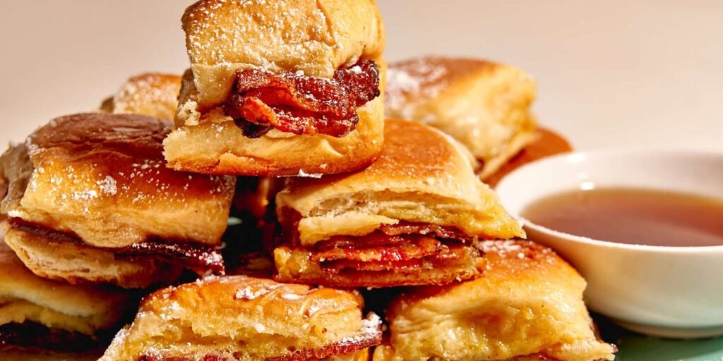 10 Holiday Slider Recipes Guaranteed To Disappear First