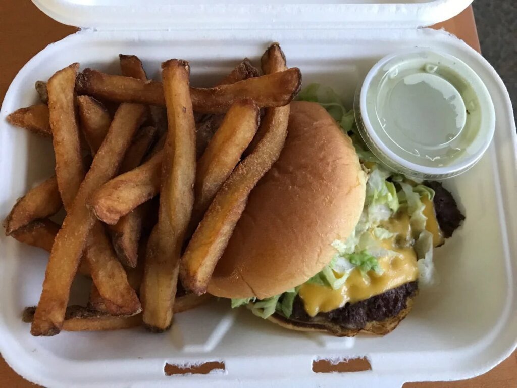 Friday Food Bites: Preston’s opens at Little Grand Market, Si Senor hosts Arepas Craft Friday Food Bites: Preston’s opens at Little Grand Market, Si Senor hosts Arepas Craft