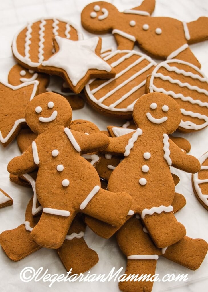 Vegan Gingerbread Cookies – Vegetarian Mamma