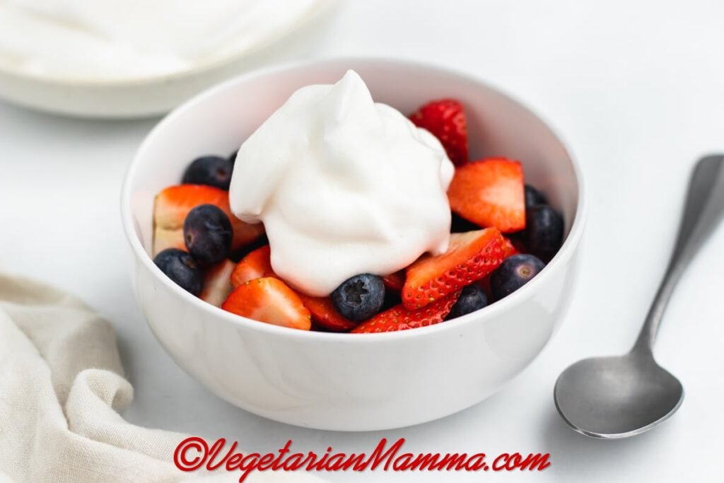 Aquafaba Whipped Cream – Vegetarian Mamma Aquafaba Whipped Cream – Vegetarian Mamma