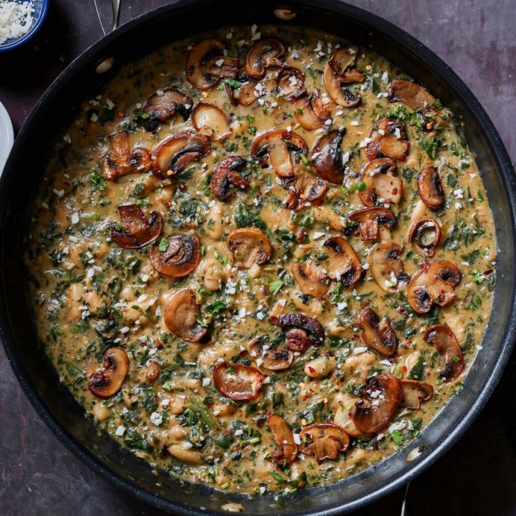 Spinach Mushroom Beans (1-pan, 30 minutes)