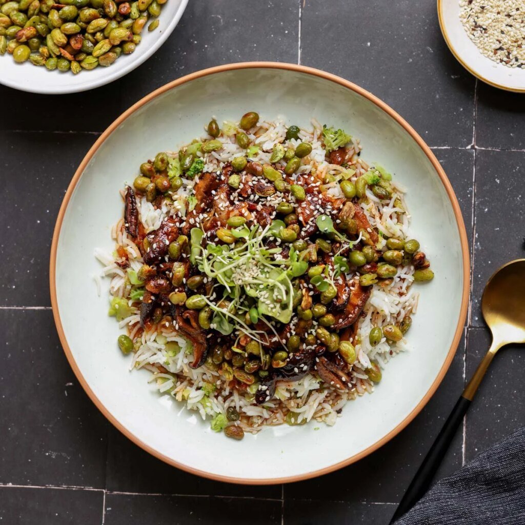 Crispy Edamame Shiitake Bowls