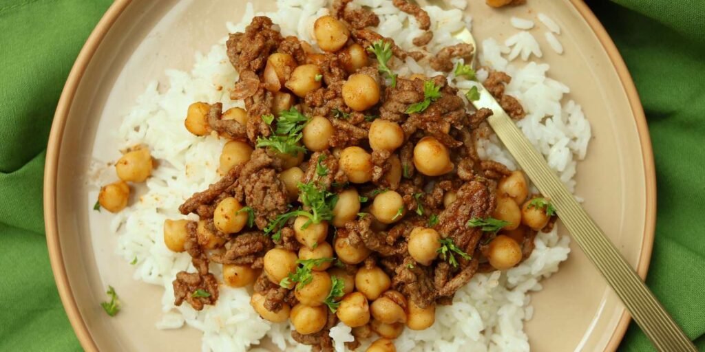 Middle Eastern–Spiced Ground Beef and Chickpeas Recipe