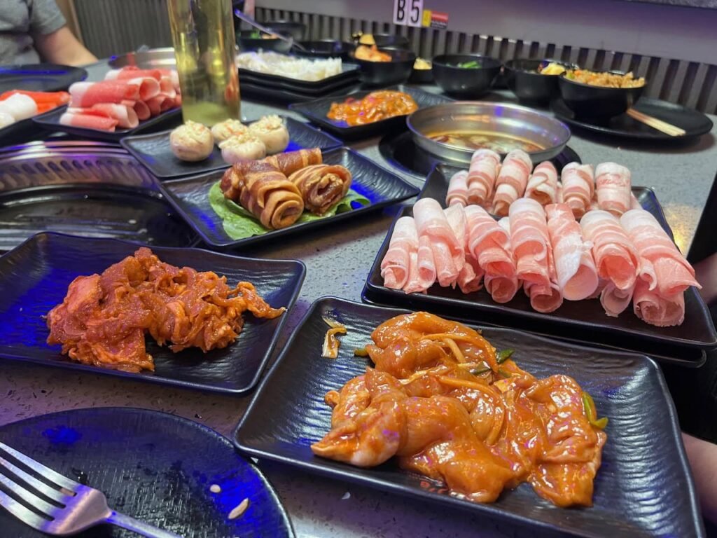 Siji Korean BBQ & Hot Pot and Bar on the West Side Siji Korean BBQ & Hot Pot and Bar on the West Side