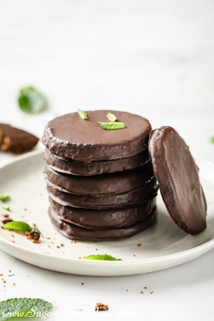 Easy Low Carb Keto Copycat Girl Scout Thin Mints