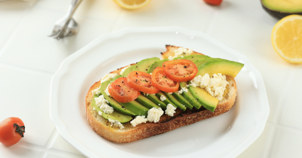 6 high-protein vegetarian breakfasts that keep you full until lunch — no smoothie bowls, no overnight oats