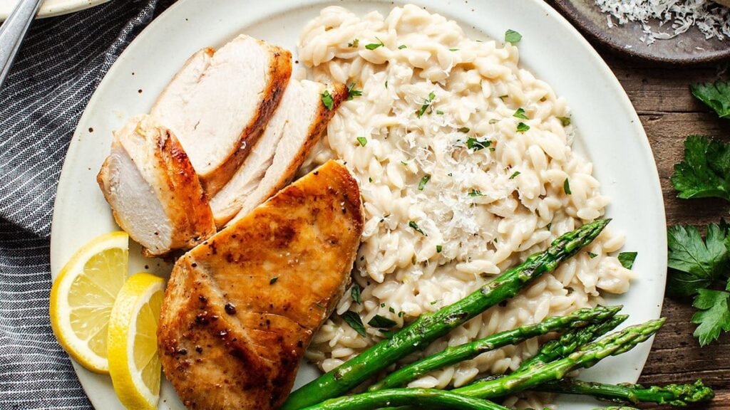 Creamy Parmesan-Garlic Orzo – Easy Side Dish Creamy Parmesan-Garlic Orzo – Easy Side Dish