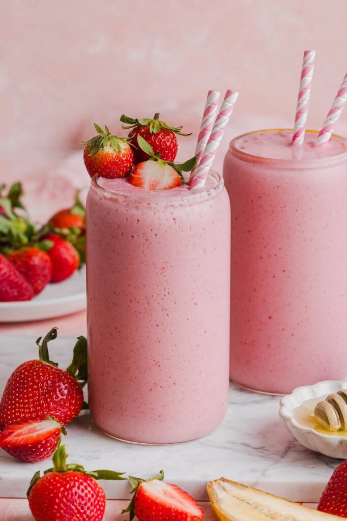 Strawberry Banana Smoothie – Eat Yourself Skinny