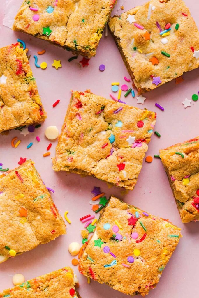 Healthy Funfetti Cookie Bars – Eat Yourself Skinny