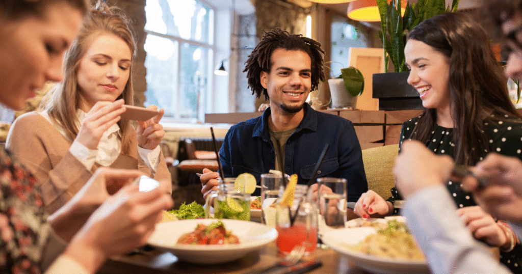 Psychology says the loneliest people aren’t the ones who eat alone — they’re the ones sitting at a table full of people who’ve never once asked who they actually are