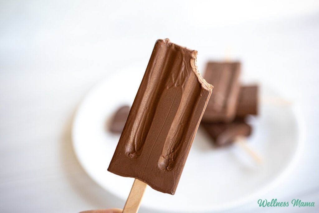 Homemade Fudgesicles Recipe (Clean Ingredients) Homemade Fudgesicles Recipe (Clean Ingredients)