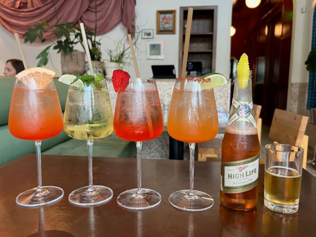 It’s a Spritzy Summer at Metsi’s Wood-Fired Italian