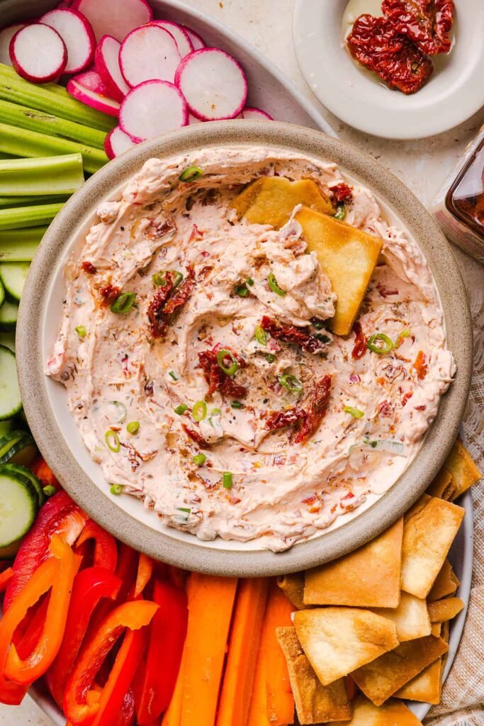 Creamy Sun-Dried Tomato Dip – Eat Yourself Skinny Creamy Sun-Dried Tomato Dip – Eat Yourself Skinny