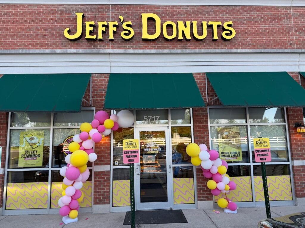 Friday Food Bites: Amara opens downtown, Jeff’s Donuts debuts, Fox in the Snow joins UA