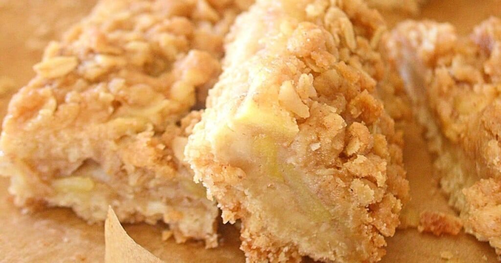 Apple Crisp Bars with Buttery Shortbread Crust