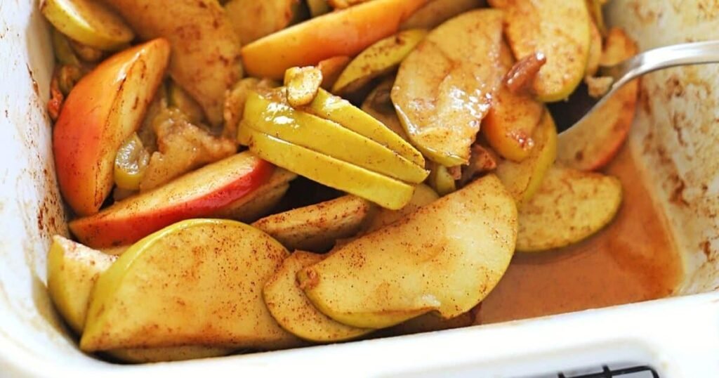 Baked Apple Slices (Healthy Recipe with Honey & Cinnamon)