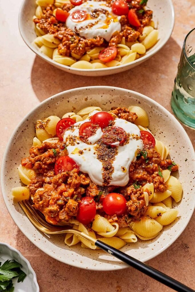 Turkish Pasta (Yoğurtlu Kıymalı Makarna) Turkish Pasta (Yoğurtlu Kıymalı Makarna)